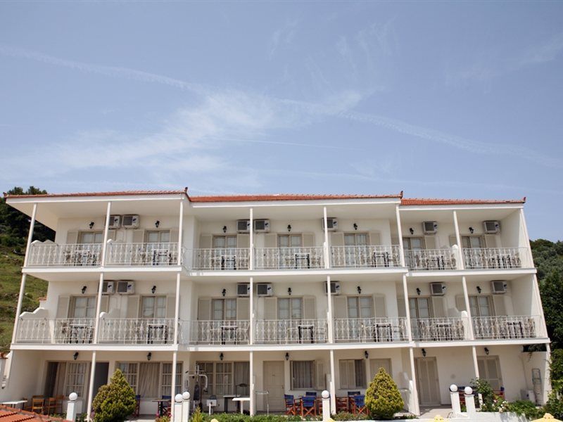 Hotel Nereides Patitírion Exterior foto